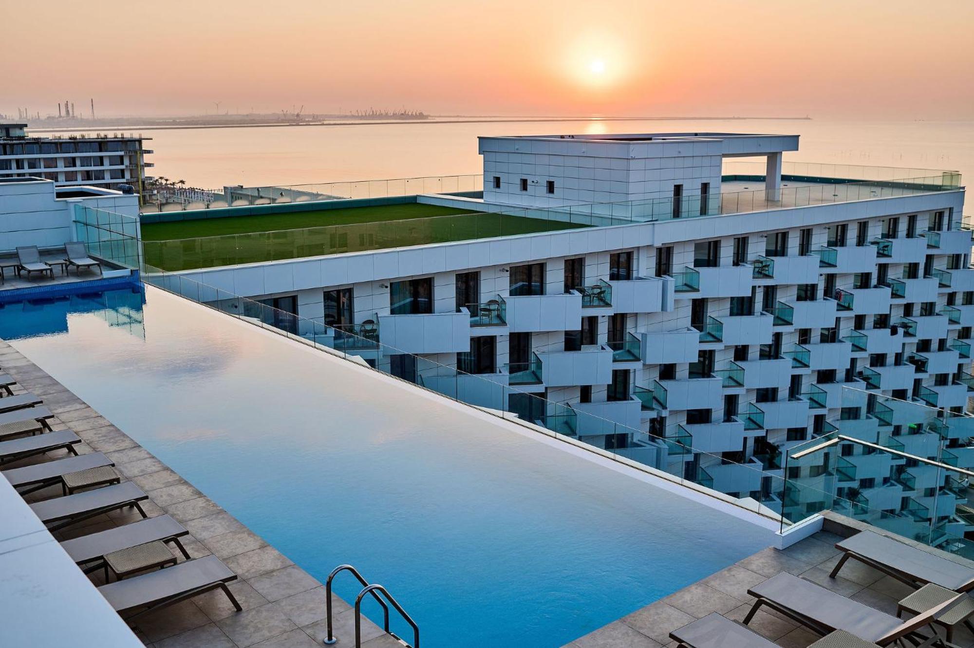 Mira Studio In Infinity Beach Resort - Parking 马马亚 外观 照片
